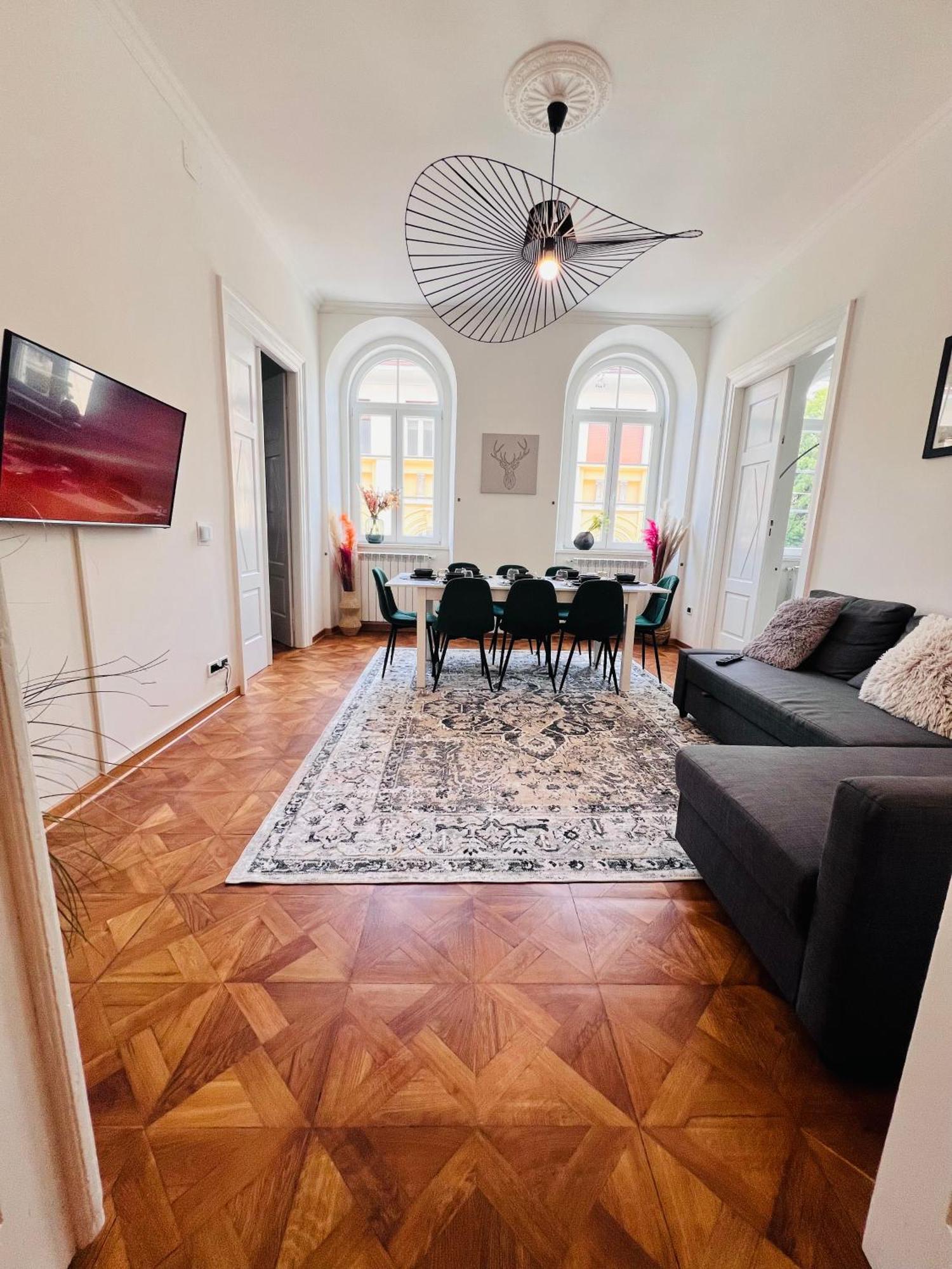 Apartment Mitteleuropa Private Parking Triest